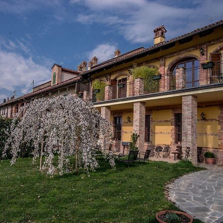 Cascina Rocca - Guest House Castiglione Falletto Buitenkant foto