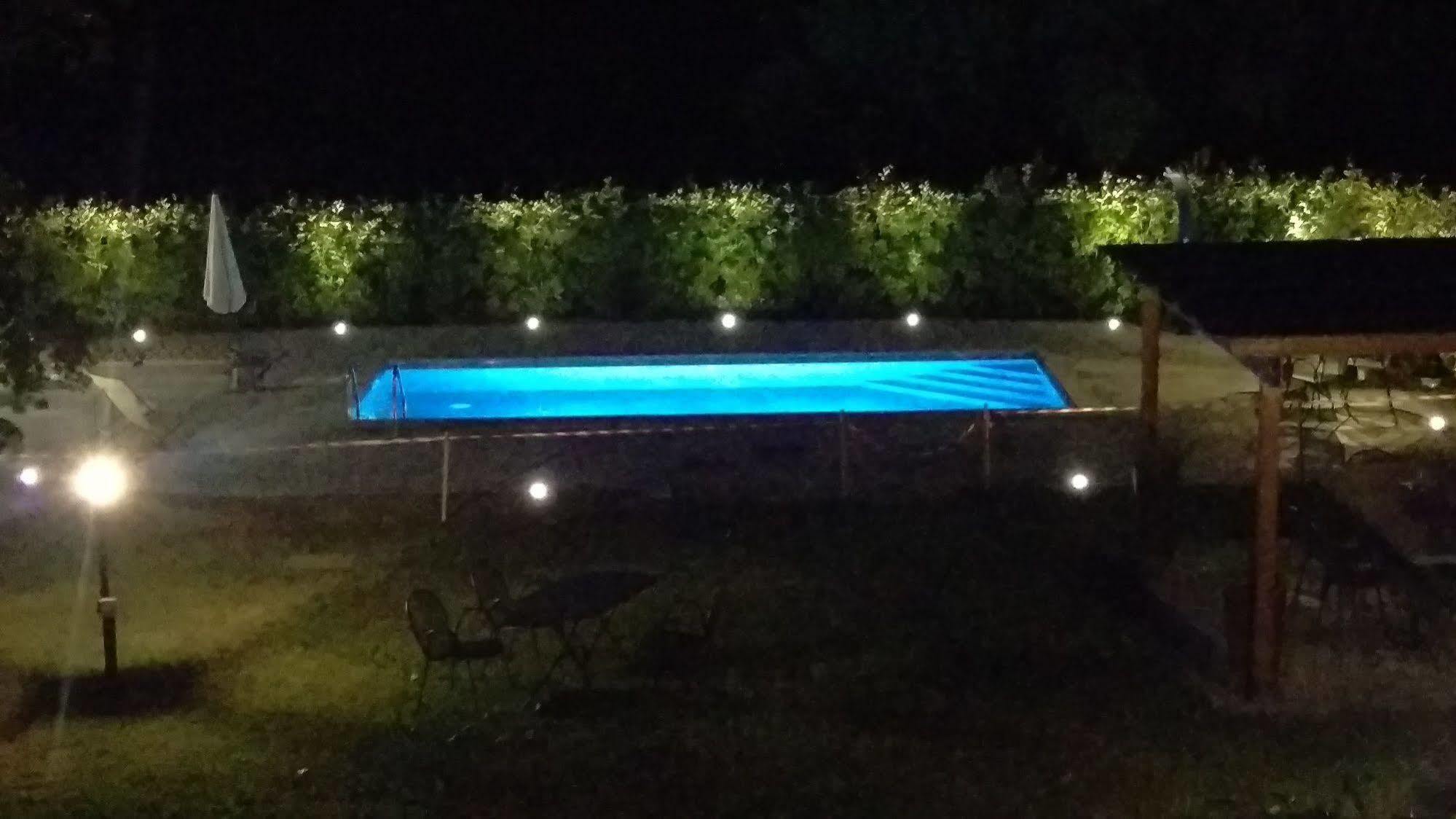 Cascina Rocca - Guest House Castiglione Falletto Buitenkant foto